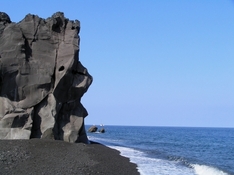 schwarze Strände auf Stromboli